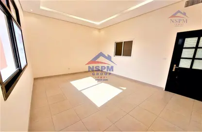 Empty Room image for: Apartment - 1 Bedroom - 1 Bathroom for rent in Al Saada Street - Al Mushrif - Abu Dhabi, Image 1