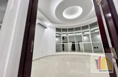 شقة - غرفة نوم - 1 حمام للايجار في مدينة الرياض - أبوظبي