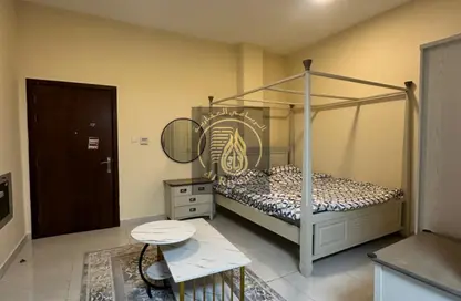 شقة - 1 حمام للايجار في مساكن كورنيش عجمان - طريق كورنيش عجمان - عجمان