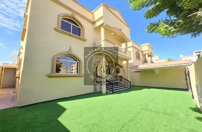 Villa - 5 Bedrooms - 7 Bathrooms for sale in Al Mowaihat 2 - Al Mowaihat - Ajman