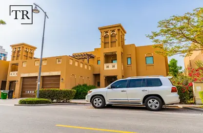 فيلا - 3 غرف نوم - 4 حمامات للايجار في فيلات طراز دبي - القرية الشمالية - الفرجان - دبي