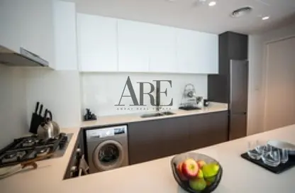 شقة - 3 غرف نوم - 4 حمامات للبيع في طراز 3 - الجادة - الشارقة