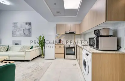 Apartment - 1 Bedroom - 1 Bathroom for sale in Binghatti Point - Dubai Silicon Oasis - Dubai