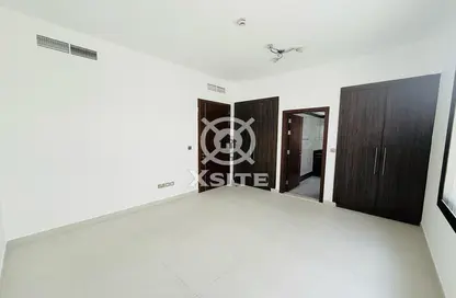 Villa - 4 Bedrooms - 5 Bathrooms for rent in District 10 - Jumeirah Village Circle - Dubai