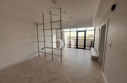 شقة - غرفة نوم - 2 حمامات للايجار في مايا 5 - مثلث قرية الجميرا - دبي شقة - غرفة نوم - 2 حمامات للايجار في مايا 5 - مثلث قرية الجميرا - دبي