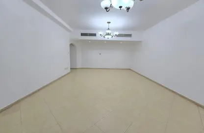 Apartment - 2 Bedrooms - 4 Bathrooms for rent in Al Majaz 3 - Al Majaz - Sharjah