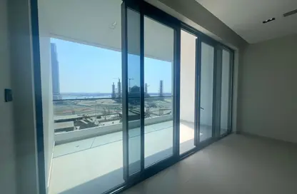 Apartment - 3 Bedrooms - 4 Bathrooms for sale in Al Alia Tower - Al Khan - Sharjah