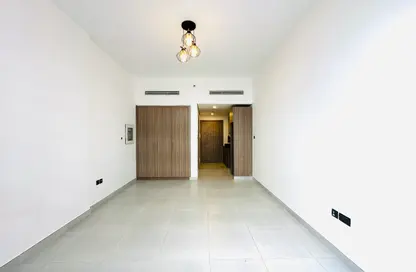 Apartment - Studio - 1 Bathroom for rent in Burj Residence 2 - Jumeirah Village Circle - Dubai