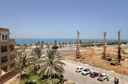 شقة - غرفة نوم - 2 حمامات للايجار في كهرمان - باب البحر - جزيرة المرجان - رأس الخيمة