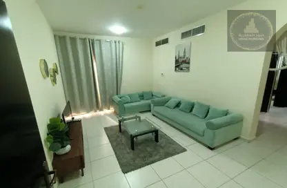 Living Room image for: Whole Building - Studio for sale in Al Mowaihat 2 - Al Mowaihat - Ajman, Image 1
