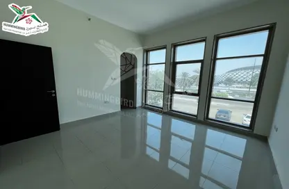 Empty Room image for: Apartment - 1 Bedroom - 2 Bathrooms for rent in Ugdat Al Ameriya - Al Jimi - Al Ain, Image 1