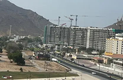 شقة - غرفة نوم - 2 حمامات للبيع في خورفكان - الشارقة