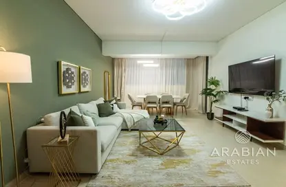 Living / Dining Room image for: Apartment - 2 Bedrooms - 3 Bathrooms for sale in 5242 Tower 2 - 5242 - Dubai Marina - Dubai, Image 1