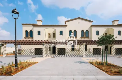 Townhouse - 2 Bedrooms - 3 Bathrooms for rent in Bloom Living - Zayed City (Khalifa City C) - Khalifa City - Abu Dhabi