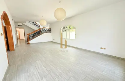 Villa - 4 Bedrooms - 4 Bathrooms for rent in Umm Suqeim 2 Villas - Umm Suqeim 2 - Umm Suqeim - Dubai