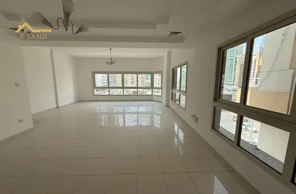 Apartment - 2 Bedrooms - 3 Bathrooms for rent in Al Majaz 1 - Al Majaz - Sharjah