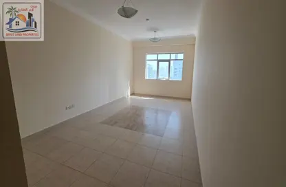 Apartment - 1 Bedroom - 2 Bathrooms for rent in Al Khan - Sharjah