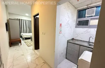 Apartment - Studio - 1 Bathroom for rent in Al Mowaihat 3 - Al Mowaihat - Ajman