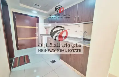 Apartment - Studio - 1 Bathroom for rent in Al Warsan 4 - Al Warsan - Dubai