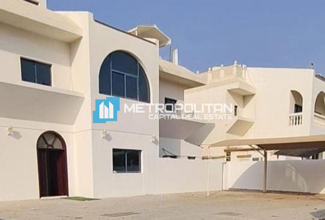 Villa Compound|4BR+Maids Room|Big Backyard|Vacant