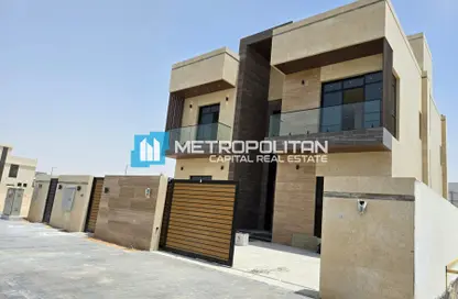 Villa - 6 Bedrooms - 7 Bathrooms for sale in Alreeman II - Al Shamkha - Abu Dhabi