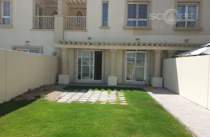 فيلا - 2 غرف نوم - 3 حمامات للايجار في الينابيع 4 - الينابيع - دبي