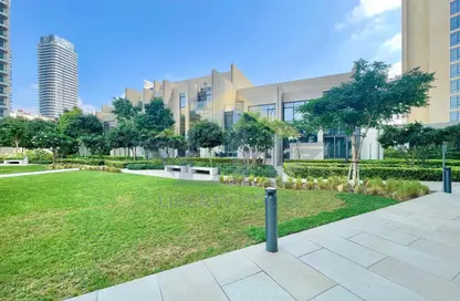 Villa - 3 Bedrooms - 6 Bathrooms for rent in Boulevard Point - Downtown Dubai - Dubai