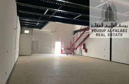 Warehouse - Studio - 4 Bathrooms for rent in Al Jurf Industrial 1 - Al Jurf Industrial - Ajman