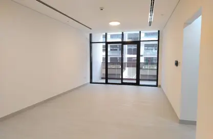 Apartment - 2 Bedrooms - 2 Bathrooms for rent in M2M Building - Meydan Avenue - Meydan - Dubai