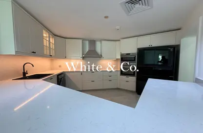 Apartment - 3 Bedrooms - 4 Bathrooms for rent in Al Dabas - Shoreline Apartments - Palm Jumeirah - Dubai