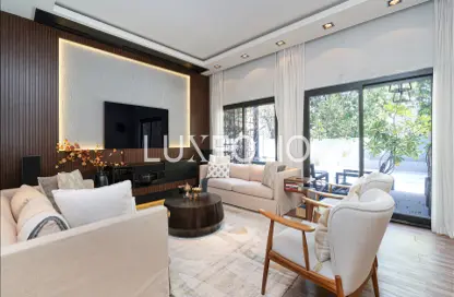 Villa - 4 Bedrooms - 4 Bathrooms for rent in Meadows 1 - Meadows - Dubai