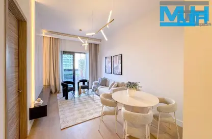 Apartment - 1 Bedroom - 2 Bathrooms for sale in SOL Bay - Business Bay - Dubai