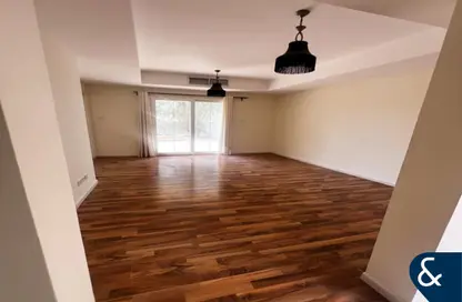 Villa - 2 Bedrooms - 3 Bathrooms for rent in Springs 10 - The Springs - Dubai