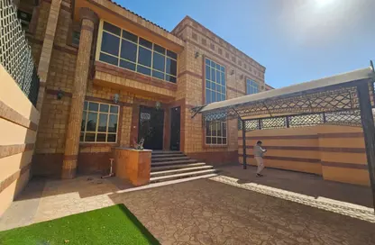 Villa - 5 Bedrooms - 6 Bathrooms for rent in Mohamed Bin Zayed City - Abu Dhabi