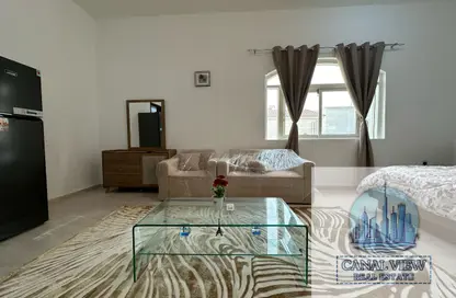 Apartment - 1 Bathroom for rent in Khalifa City A Villas - Khalifa City A - Khalifa City - Abu Dhabi