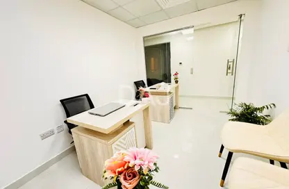 Office Space - Studio - 1 Bathroom for rent in Silver Home Building - Hor Al Anz - Deira - Dubai