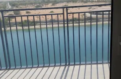 Apartment - 3 Bedrooms - 4 Bathrooms for rent in Waters Edge - Yas Island - Abu Dhabi