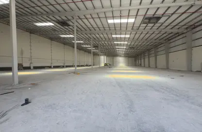 Warehouse - Studio - 1 Bathroom for rent in Umm Al Thuoob - Umm Al Quwain