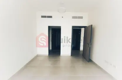Apartment - 1 Bedroom - 2 Bathrooms for rent in Central Park Tower - District 12 - Jumeirah Village Circle - Dubai