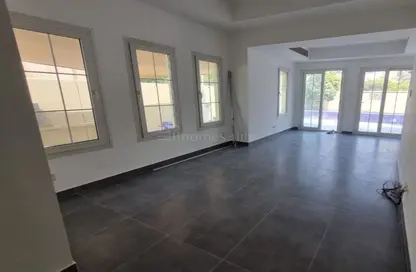 Villa - 3 Bedrooms - 4 Bathrooms for rent in Springs 12 - The Springs - Dubai