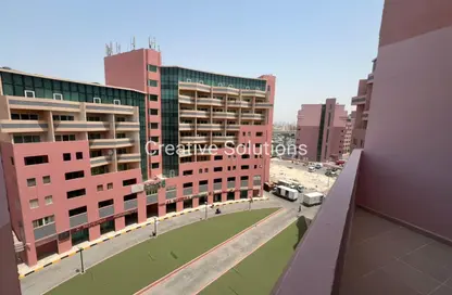 Apartment - Studio - 1 Bathroom for rent in The Gardens Buildings - The Gardens - Dubai