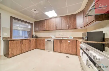 Apartment - 3 Bedrooms - 5 Bathrooms for sale in Executive Tower M - Executive Towers - Business Bay - Dubai