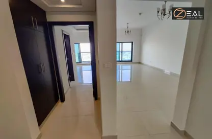 Hall / Corridor image for: Apartment - 1 Bedroom - 2 Bathrooms for rent in Bermuda Views - Dubai Sports City - Dubai, Image 1