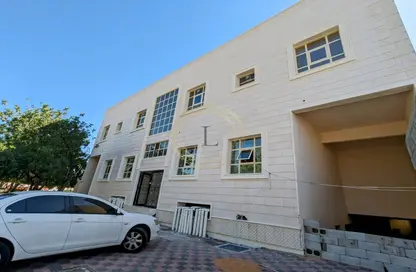Whole Building - Studio for rent in Al Dafeinah - Asharej - Al Ain