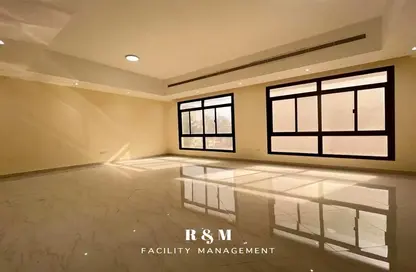 Empty Room image for: Apartment - 3 Bedrooms - 3 Bathrooms for rent in Al Saada Street - Al Mushrif - Abu Dhabi, Image 1