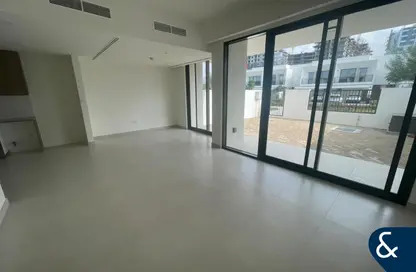 تاون هاوس - 3 غرف نوم - 2 حمامات للايجار في مها تون هوسيس - تاون سكوير - دبي تاون هاوس - 3 غرف نوم - 2 حمامات للايجار في مها تون هوسيس - تاون سكوير - دبي