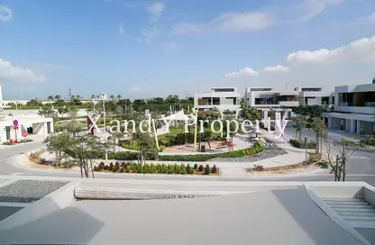 Villa - 4 Bedrooms - 6 Bathrooms for sale in West Yas - Yas Island - Abu Dhabi