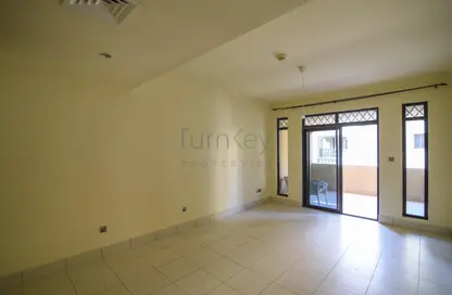 Apartment - 2 Bedrooms - 3 Bathrooms for rent in Reehan 3 - Reehan - Old Town - Dubai