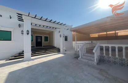 Villa - 5 Bedrooms - 5 Bathrooms for rent in Khuzam - Ras Al Khaimah