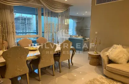 Living / Dining Room image for: Apartment - 3 Bedrooms - 4 Bathrooms for rent in DAMAC Maison Canal Views - Business Bay - Dubai, Image 1